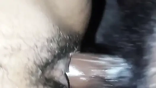 Hintli çift gece seks yapıyor