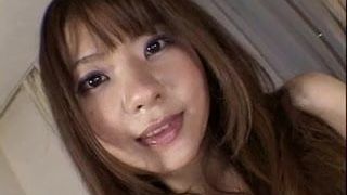 YUKIKO close-up japanese pussy play