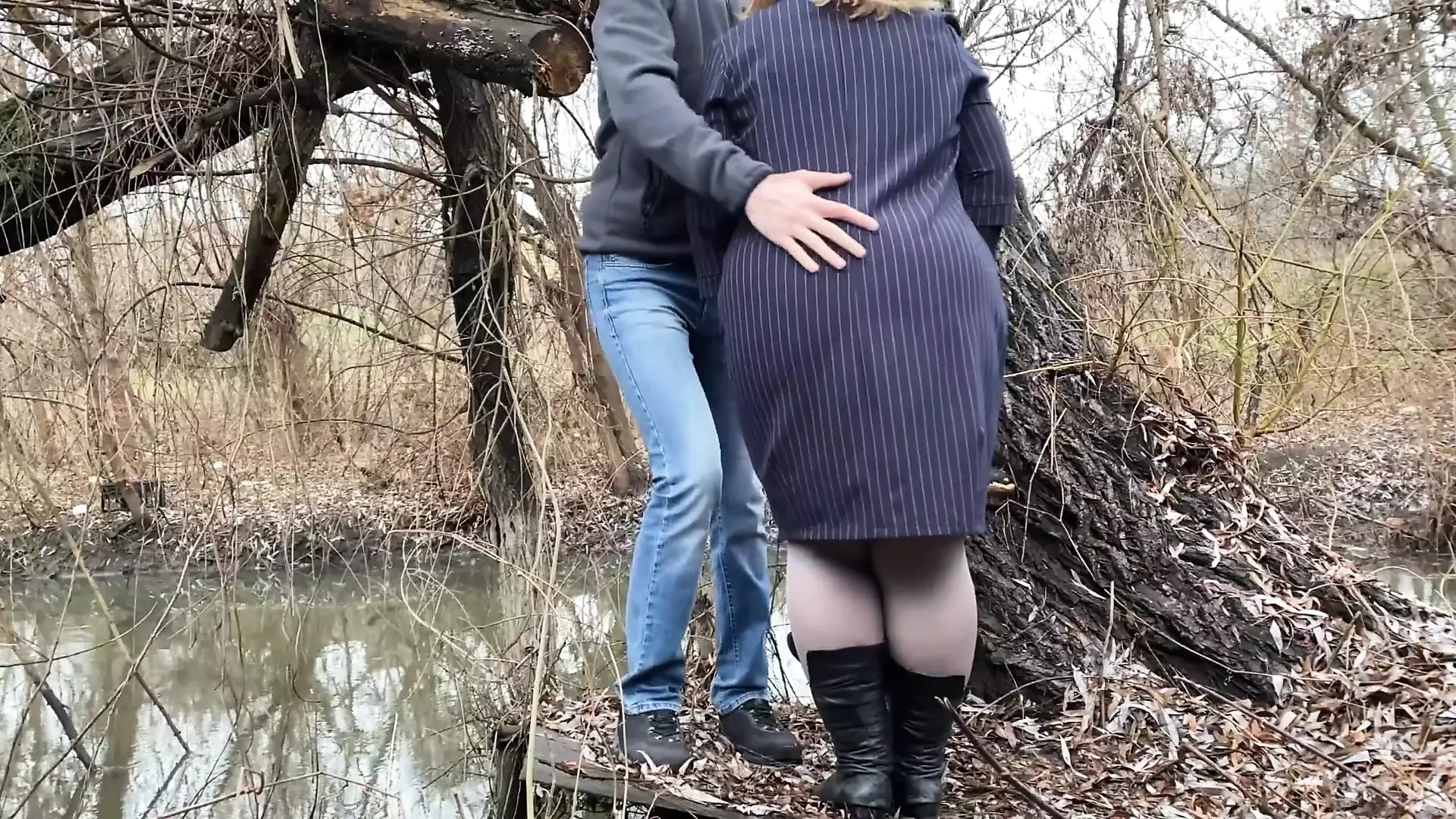 On mother-in-law's wet pussy with your palm