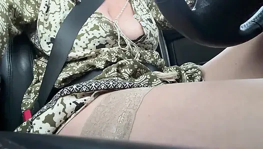 Ateşli zarif üvey anne ofise azgın gidiyor