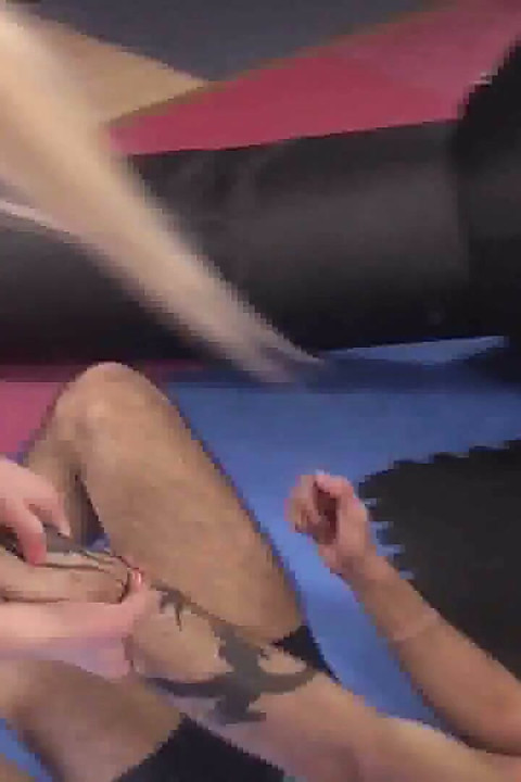 Daisy fights with Smirni