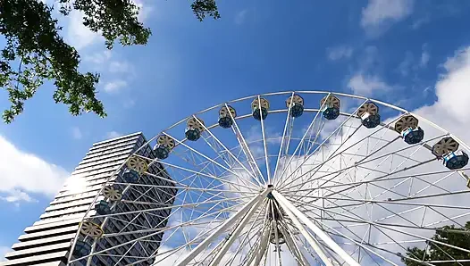 Morgan XXX - ein geiles holländisches schätzchen bringt sich selbst zum ab und wird besahnt