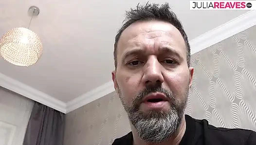 Gadis kurus nyepong kontol besar lalu ngentot memeknya pakai dildo