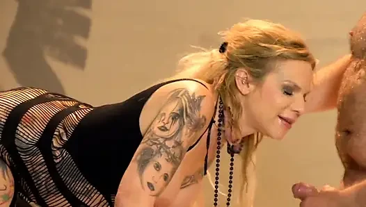 Mia De Berg pervers - Scene #01