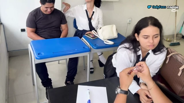 Mara Always Arrives Late to the Classroom and Fucks the Teacher to Get Her to Leave