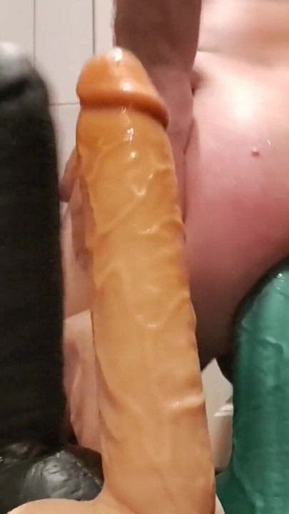 Anal6Slave plays a little to pass the time with his dildos | Clip 1