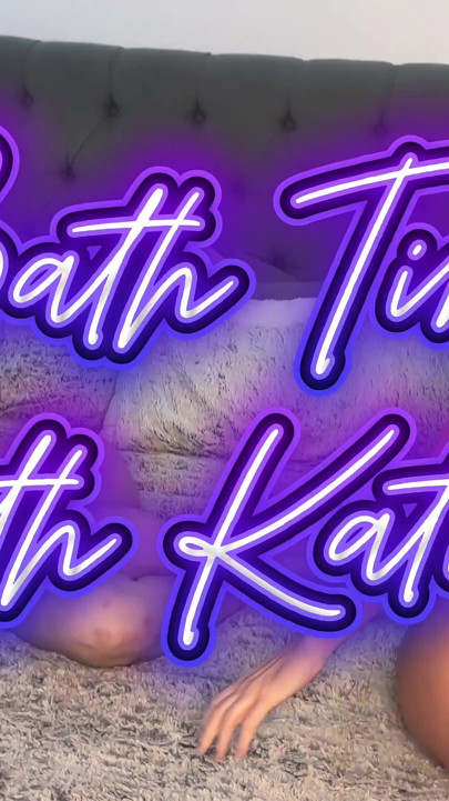 Katie ile banyo zamanı bayan rae jae bae