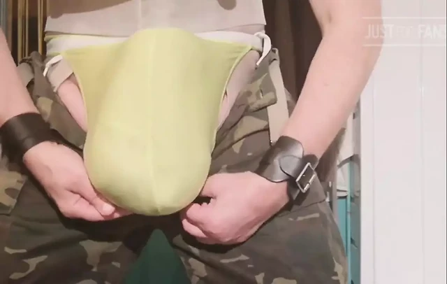 Cuming Inside Lycra Gear with My Xxxlarge Meat