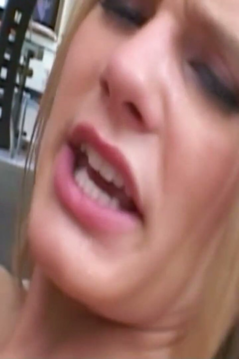 Blonde Horny MILF Jenni Gets a Hard Anal Threesome with a Thick Cock