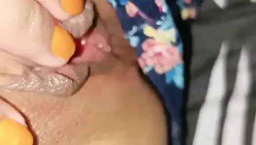 Hot Indian Mumbai girl masturbating pussy with her fingers