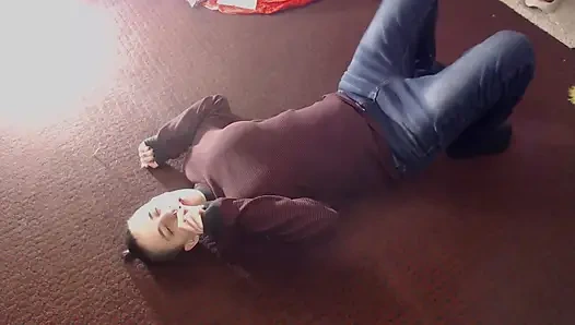 Spraying sneezes on back