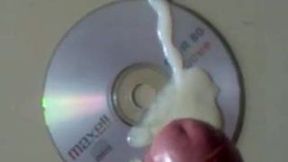 Riesige dicke Ladung auf CD bespritzt