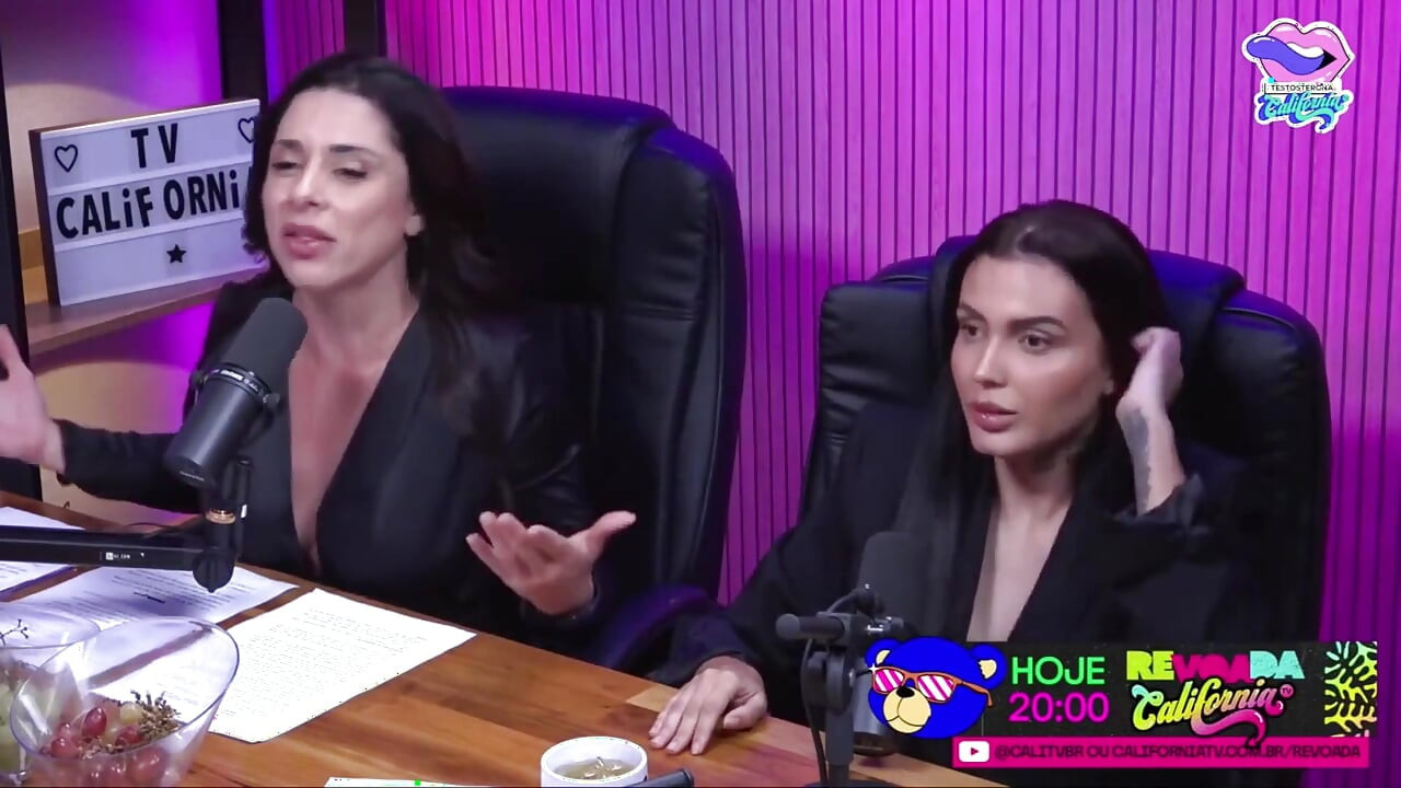 Dwie hotties w Show of Dirty Talk - Bruna Carlos i Luciana Picchi
