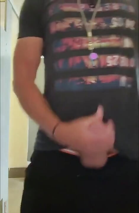 Alpha Dilf Bathroom Cumshot From Jockdad87