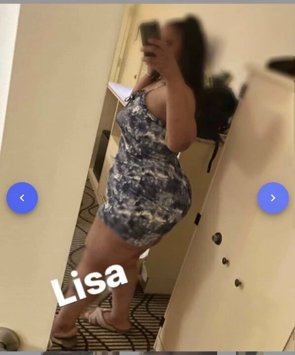 Super booty  extremely thick