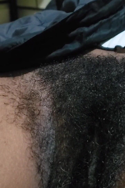 Hairy Pussy Babe Enjoys a Bold and Sensual Experience with Confident Energy, Raw Chemistry and Intimate Connection