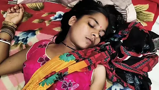 Pacar pernikahan yang lucu ko kamar tidur rumahku bercinta di pasangan India