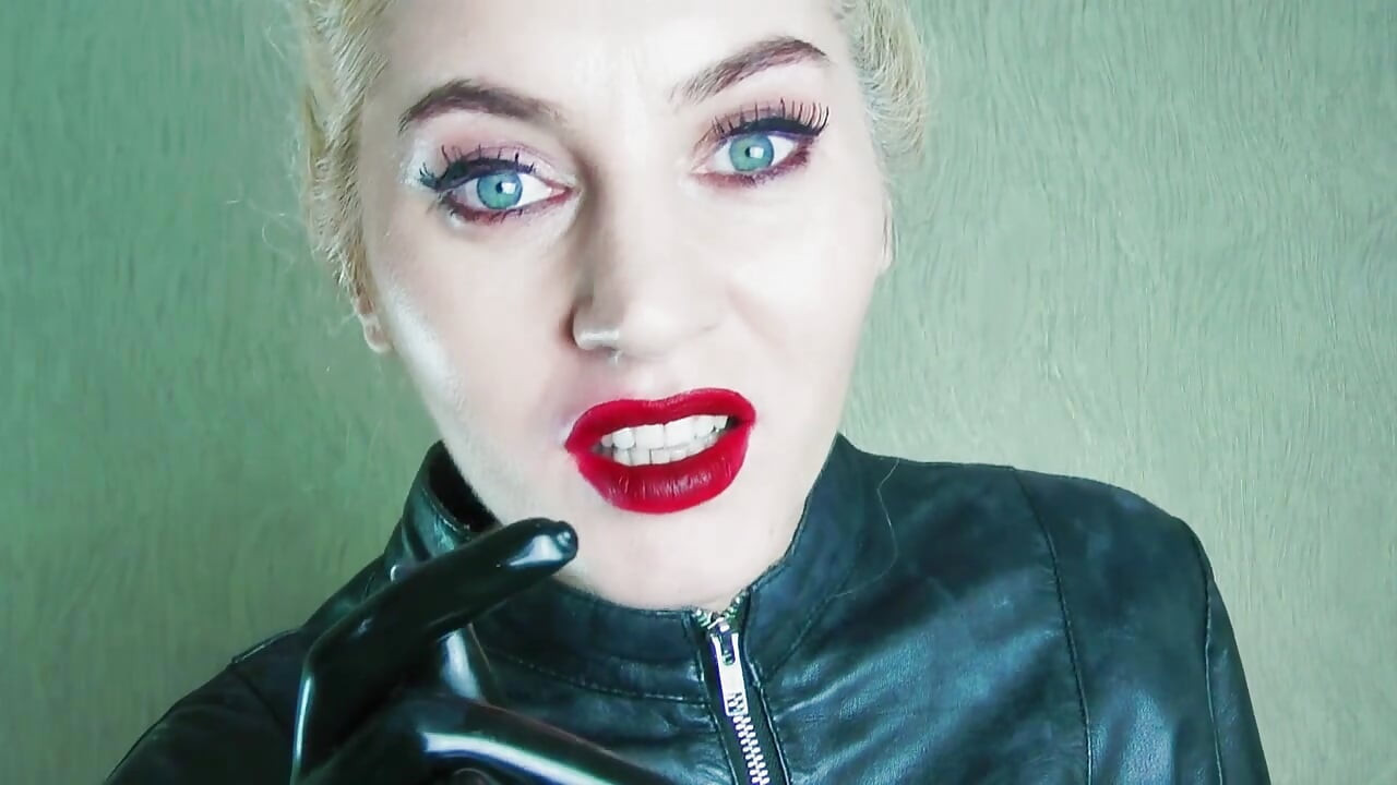 لعبة عديمة الفائدة بعد ممارسة الجنس