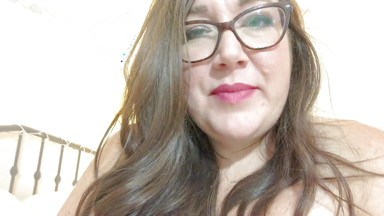 Shrunken and masturbating on your stepmom