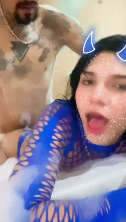 Stepfather, he puts his stepdaughter in the jacuzzi to bathe and detonates her