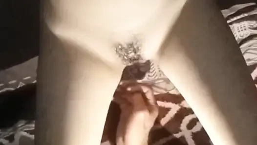 Кримпай сквиртует индонезийскую азиатскую тинку в секс-подвиге