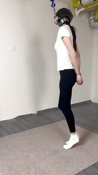 Metal Neck Guard Suspension Foot Pads + Out-of-control Mode in Seconds