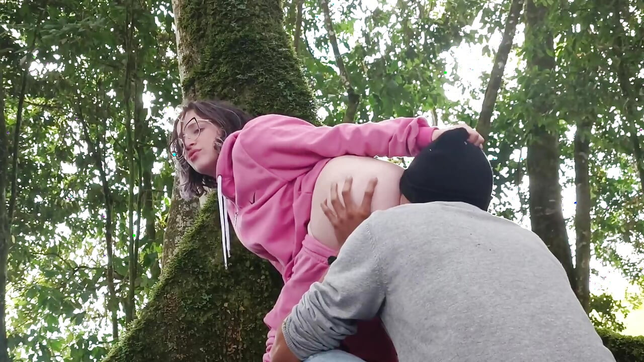 Vreemdeling biedt seks aan in ruil voor hulp deel 3