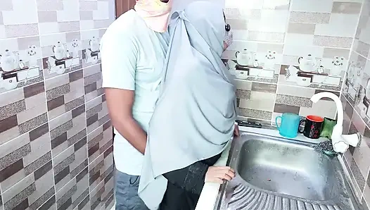 Please don't cum inside my pussy I don't want to be pregnant right now Desi Hijabi xxx