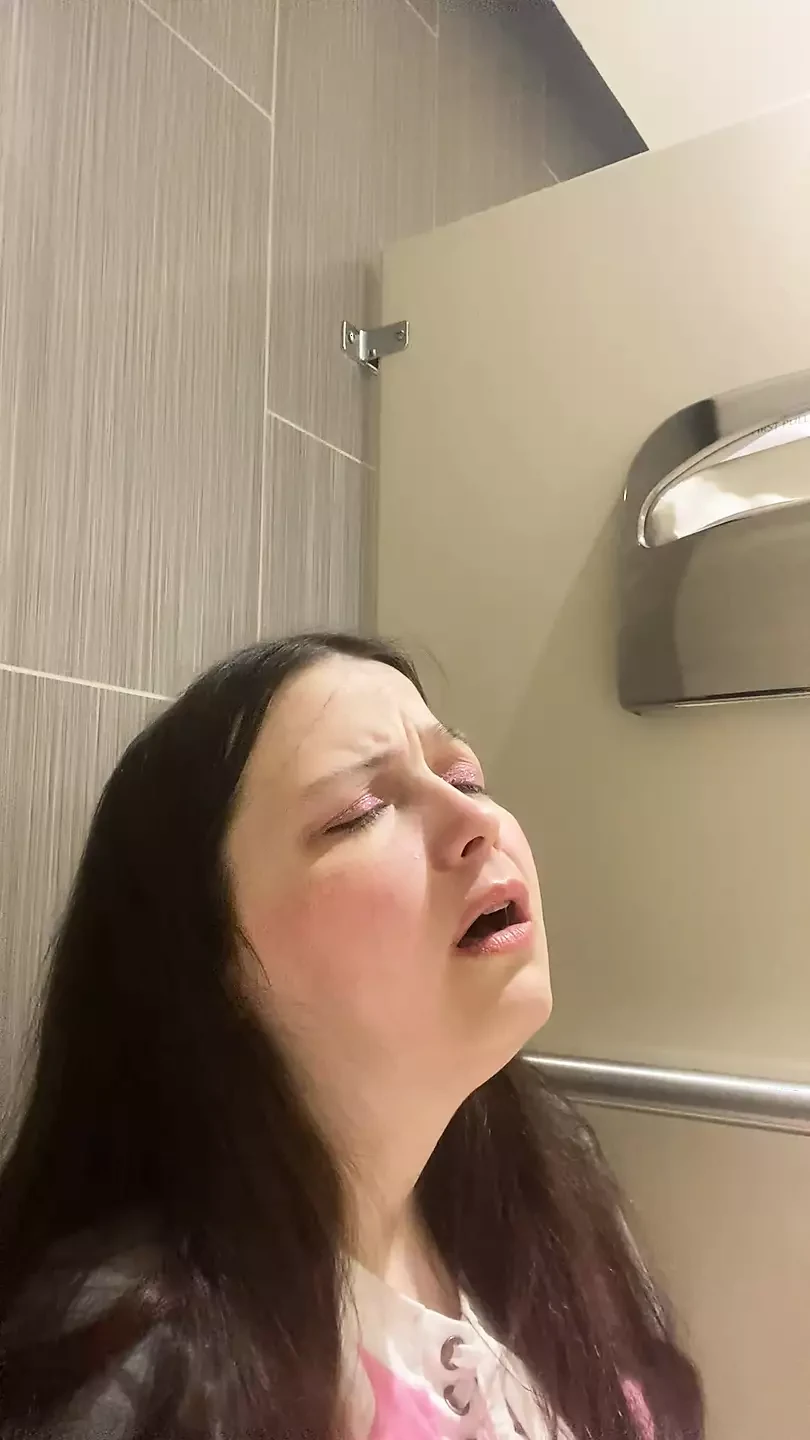 Unplanned but a very welcome orgasm