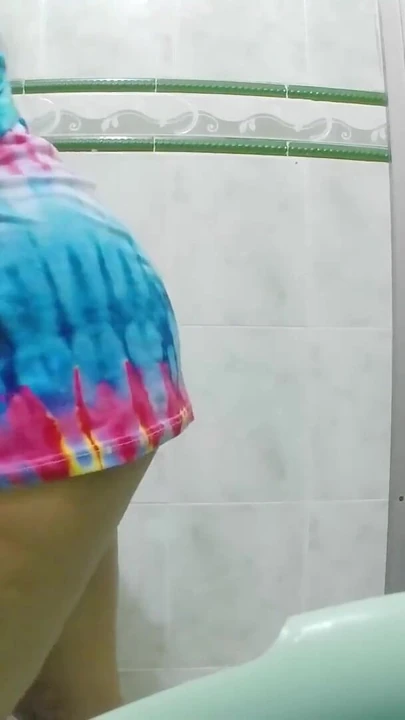 Jaw-dropping moment from "Compilation of videos in public bathrooms pissing"