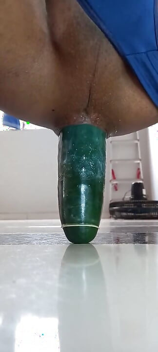 Sentando No Pepino