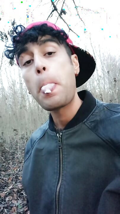 Twink Uses Cum Filled Condom After Fuck Like Bubble Gum and Puts on a Condom on His Tongue