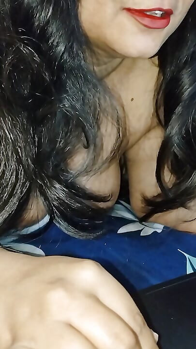Zina mostrando para o namorado na frente da cam