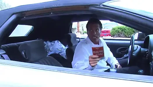 Young girl prefers mature cock