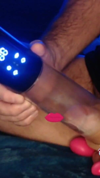 Spektakulärer moment aus "Penis pump vorspiel-fantasien - 435"