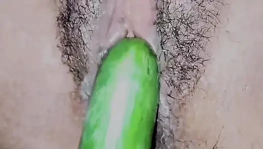 Pooja bhabhi ki pussy mein mein hai padla aur thick cucumber inserted pussy ass duno tore diya
