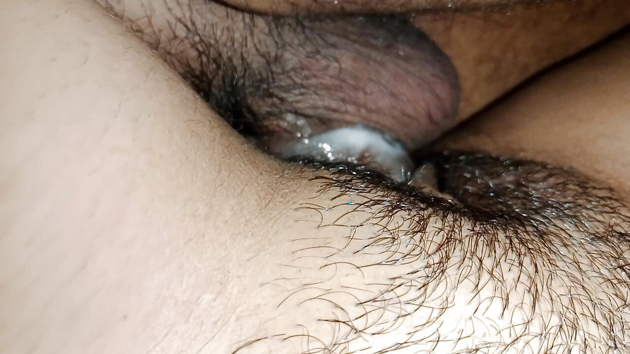 Studentă din Bangladesh, distracție la hotel - fără script"