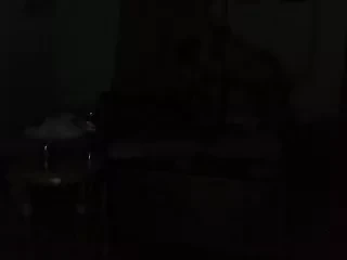 Тссс, ночью свет нет