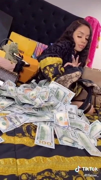 Stripper Cash