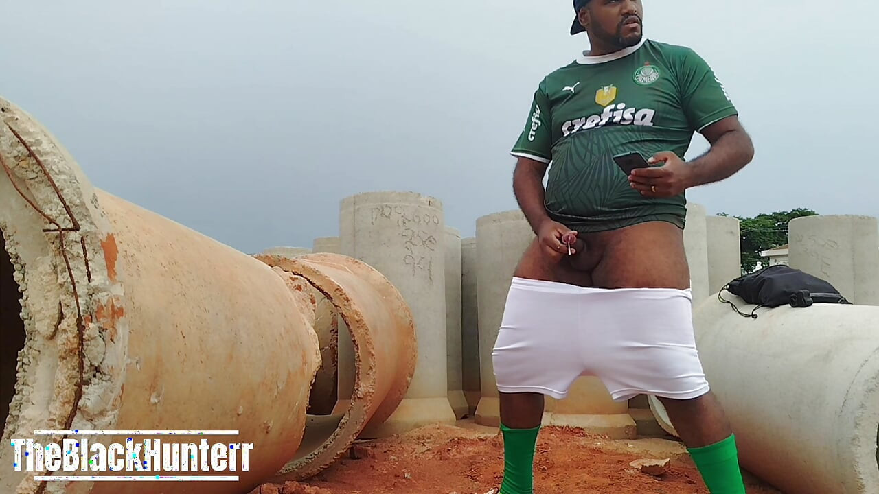 After the game I went to the construction to play with my big ass