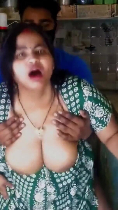 Desi Bhabhi Big Boobs Cleavage Tease in Kitchen Hot Indian Village Girls Exposed Hindi Video | Clip 2