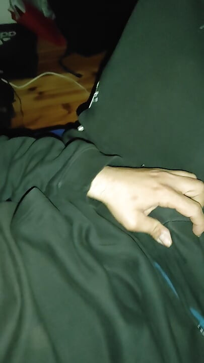 DJ brat wixen prije nego što zaspim
