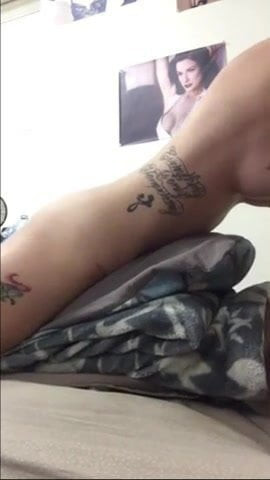 Tight Body Masturbating