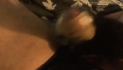 külot içinde kol ile mastürbasyon