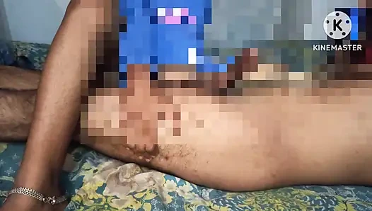 Bangladeşli gerçek öğrenciler otel servisi yapmayı ve romantik oral seks yapmayı seviyor ve aldatan hikayeyi sikiyor