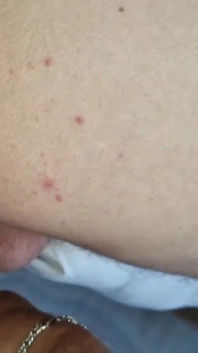 Cowok mesum ini dientot habis-habisan sama kontol ayah tirinya sendiri sampai dicrot di dalam!"