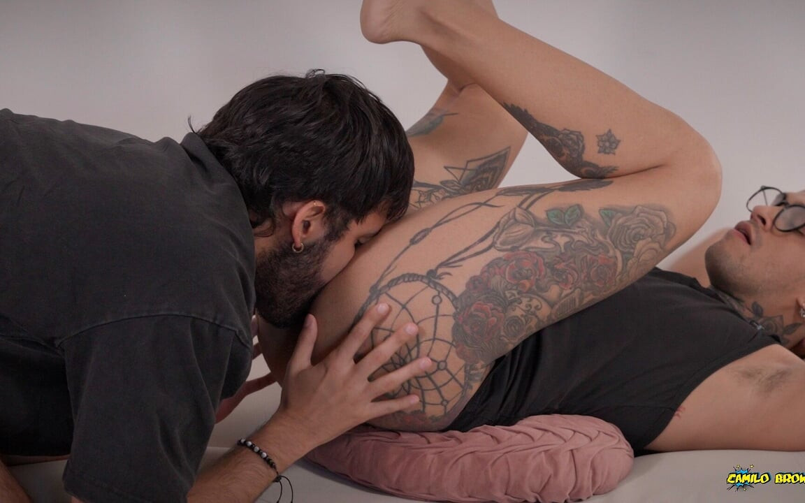 Tattooed Pierced Maikcley Rides Camilo Brown Bareback - Two Big Dicks, Deep Rim & Cum Swallow