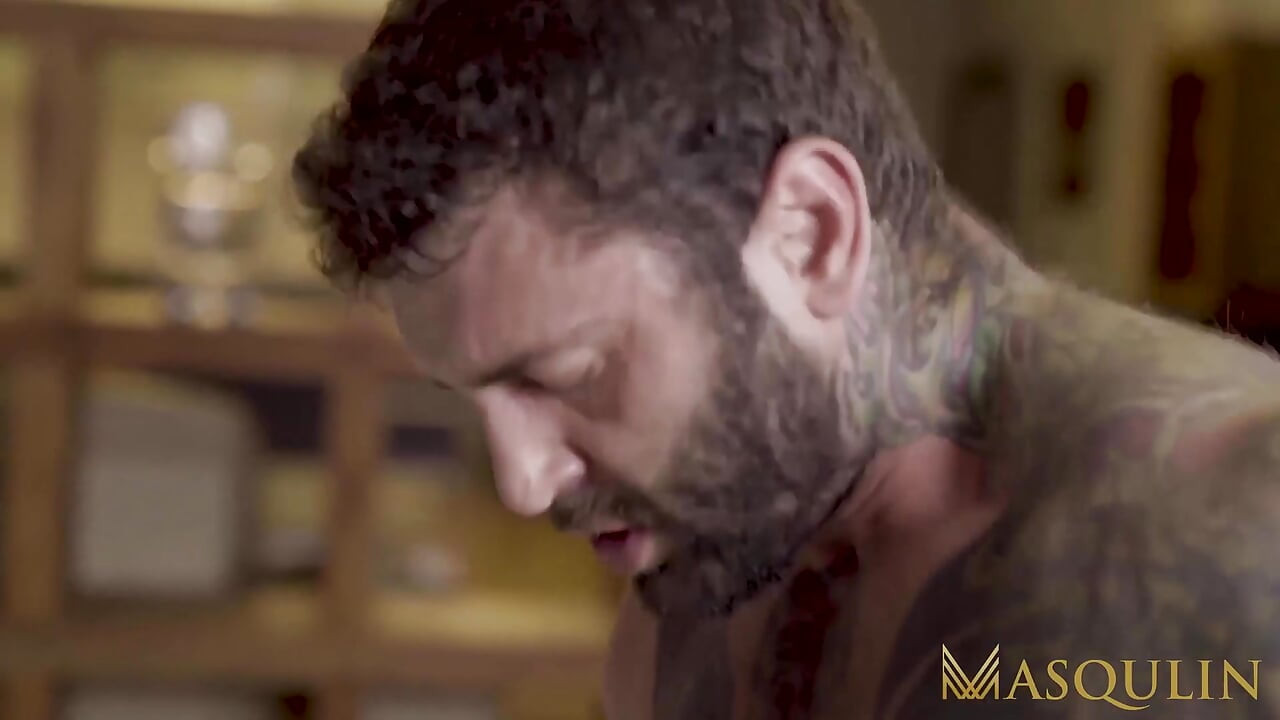 MASQULIN - Tattooed Markus Cage barebacked by hung black gay