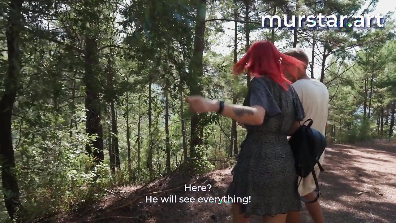 Înșelată în fața soțului ei