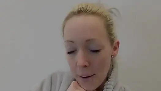 Aku sudah punya intus kopi lagi dan kamu?